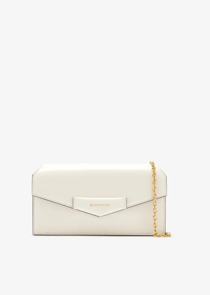 Givenchy Antigona chain bag